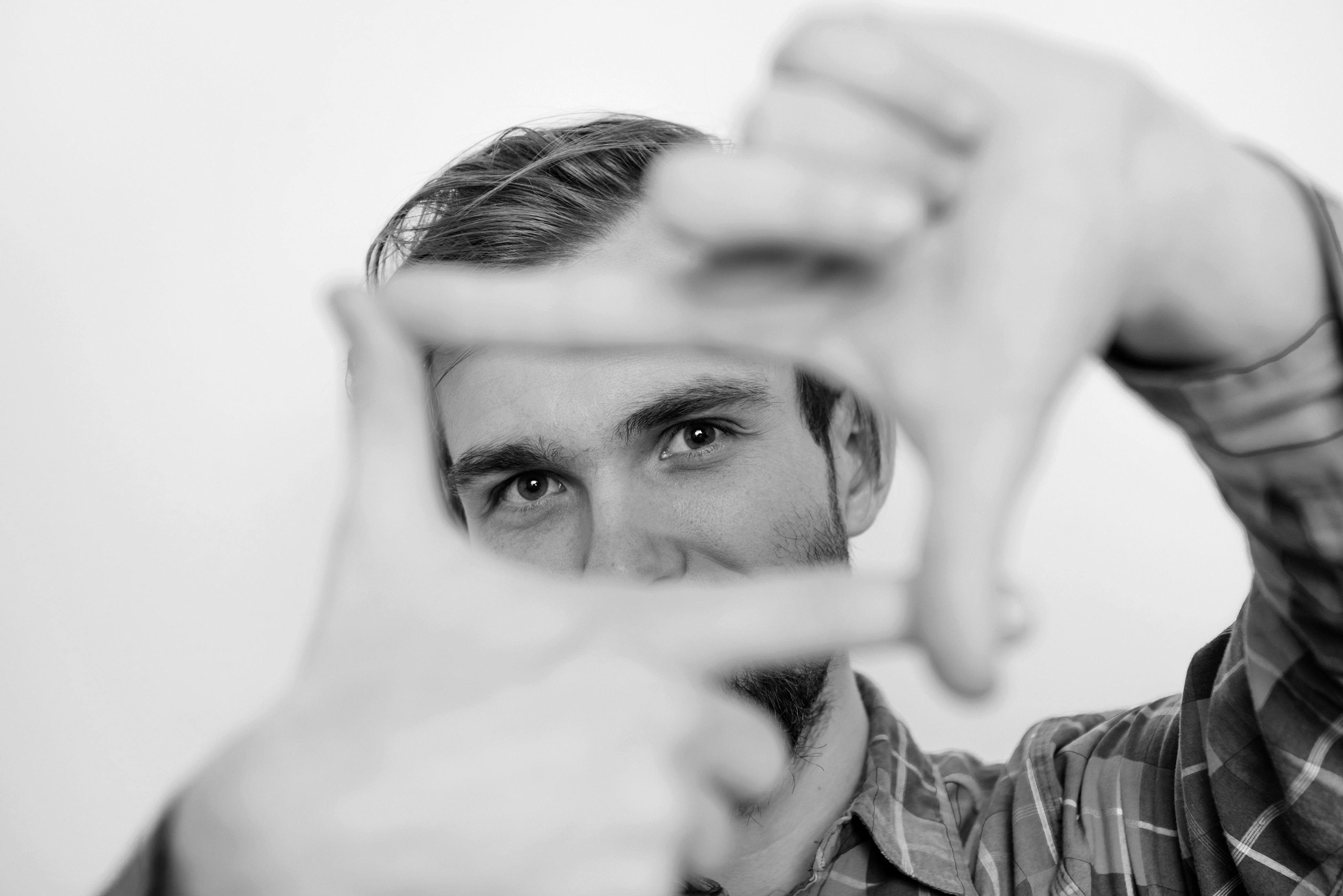 CPM_PHYSICAL_SUPPORT_Visionary_BW_RGB